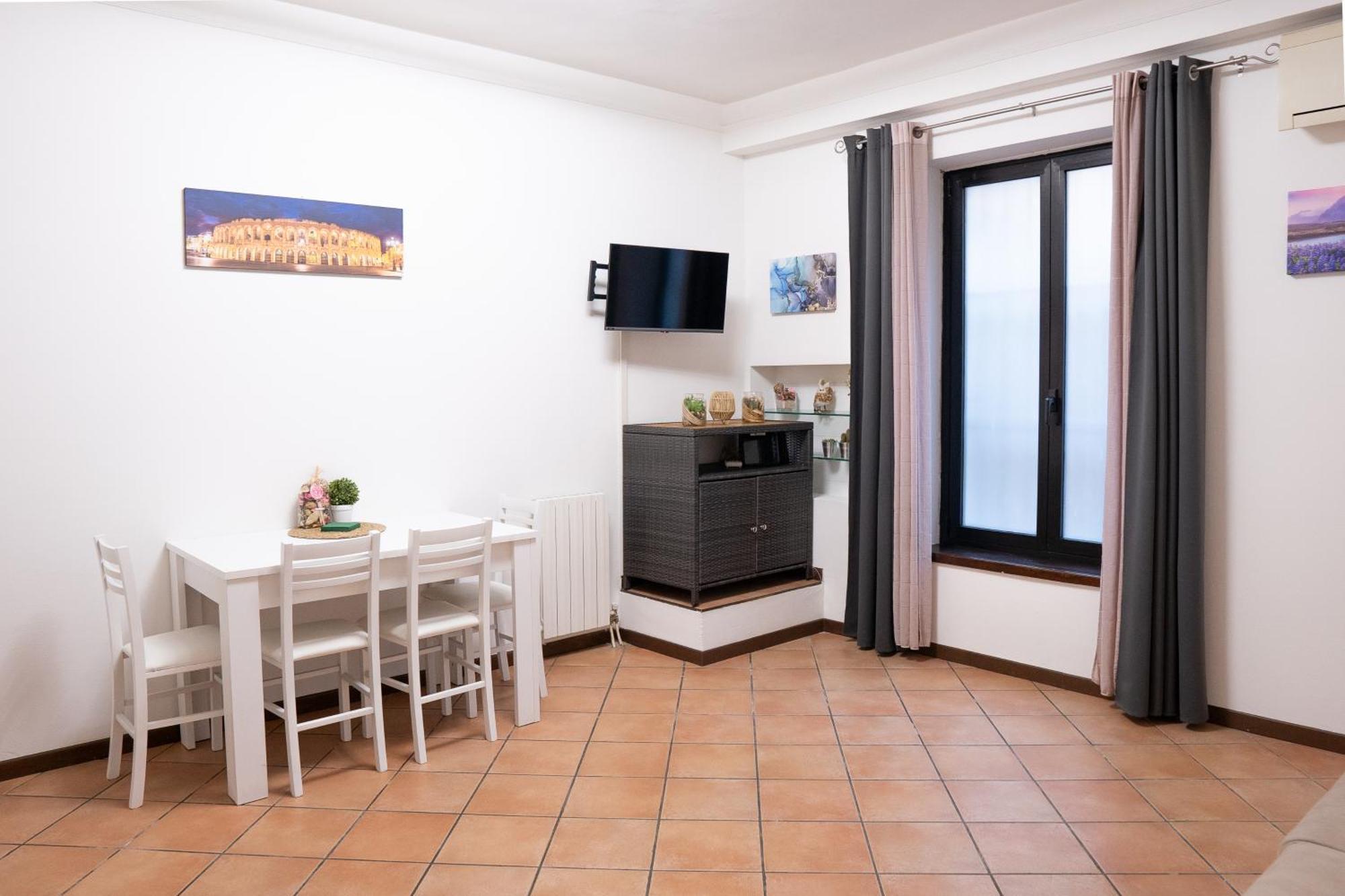 Residenza Longhena Apartment - Verona — Photos 1