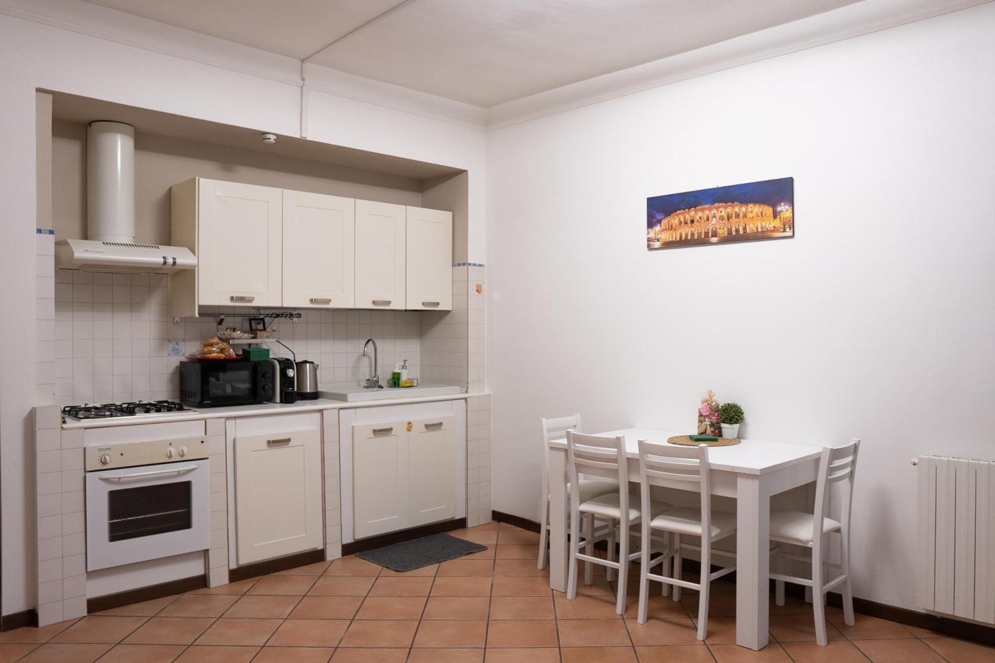 Residenza Longhena Apartment - Verona — Photos 2